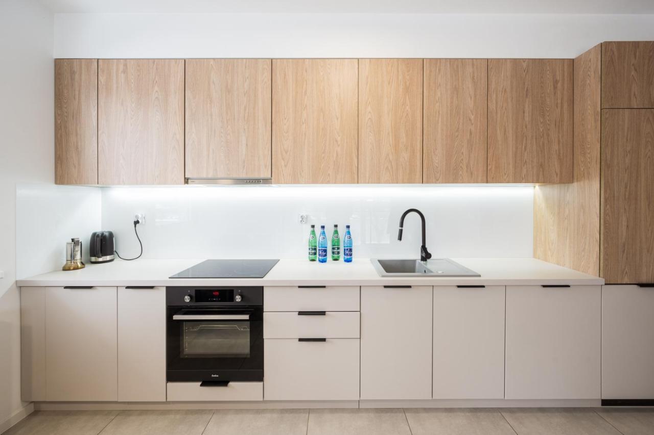 Marina Apartments Zoo Вроцлав Екстериор снимка