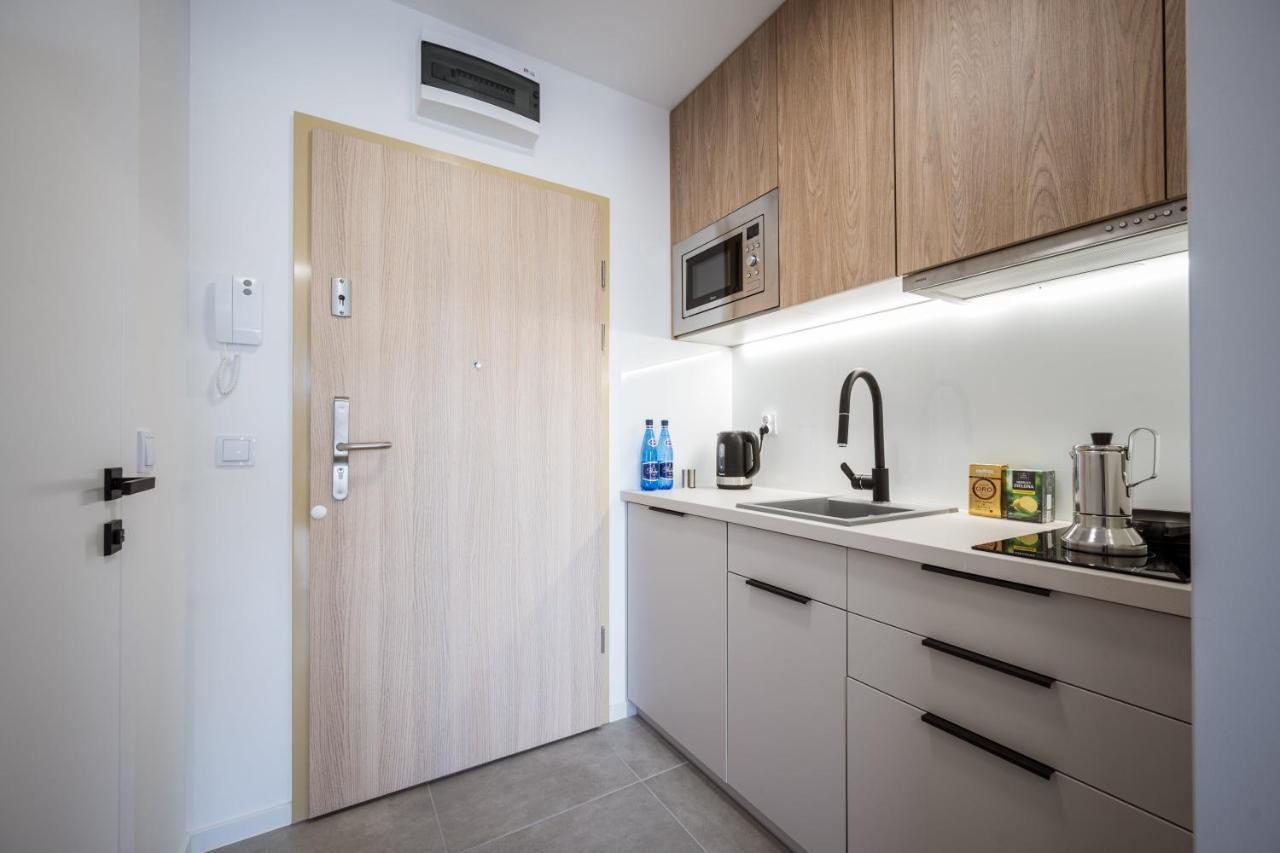 Marina Apartments Zoo Вроцлав Екстериор снимка