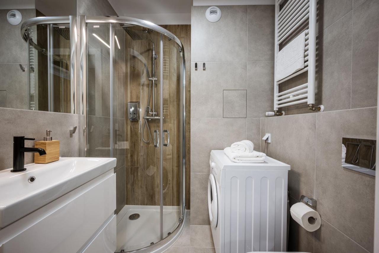 Marina Apartments Zoo Вроцлав Екстериор снимка