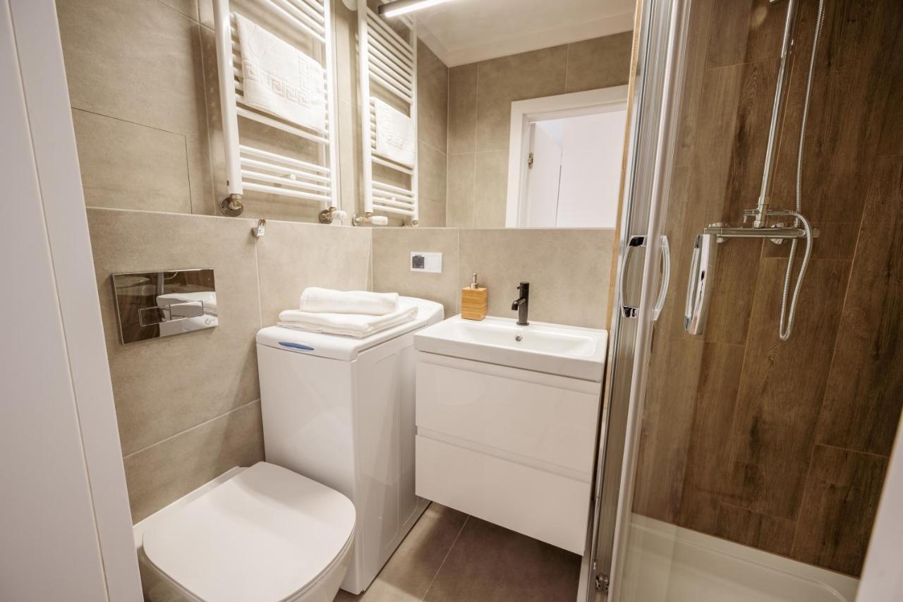 Marina Apartments Zoo Вроцлав Екстериор снимка