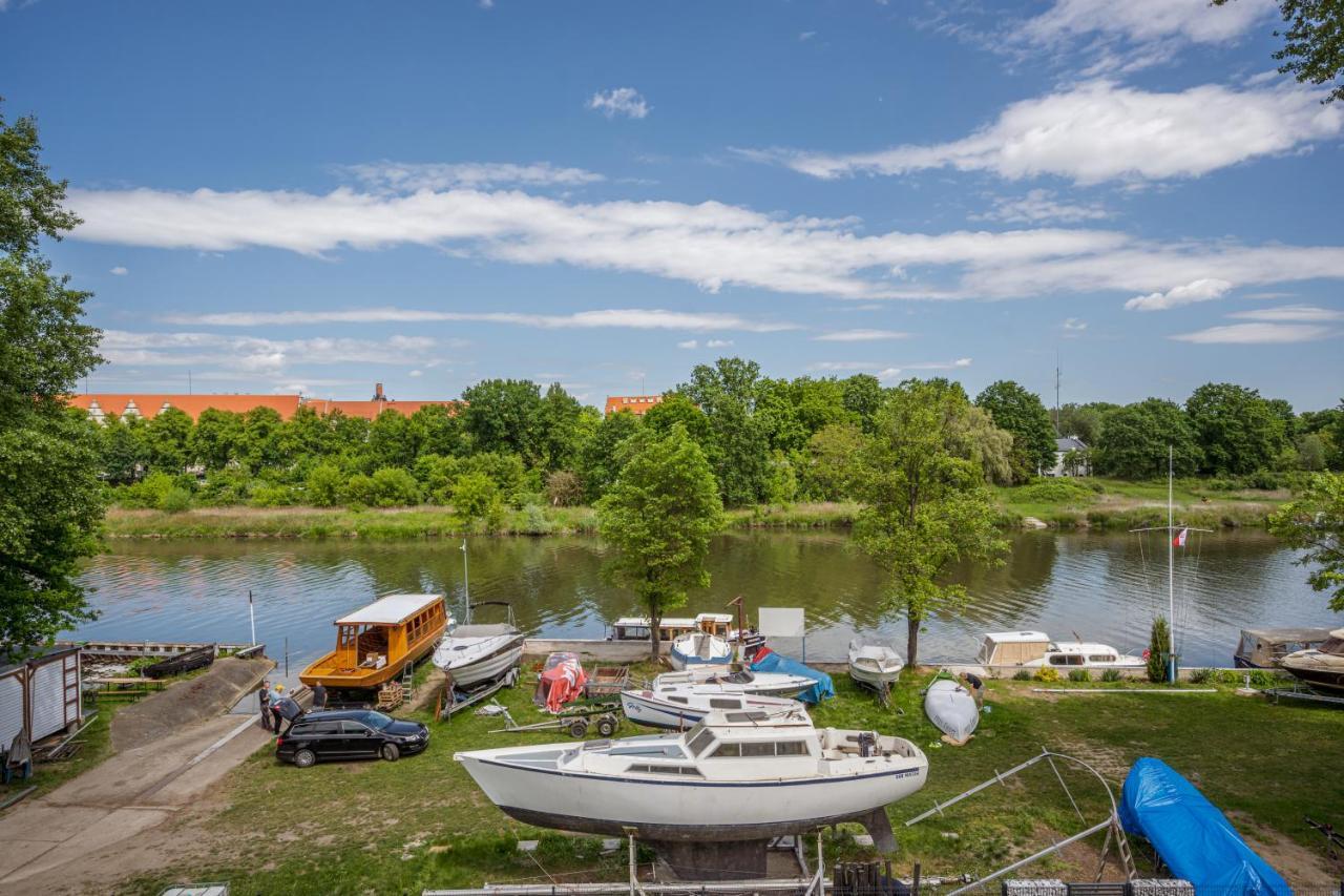 Marina Apartments Zoo Вроцлав Екстериор снимка