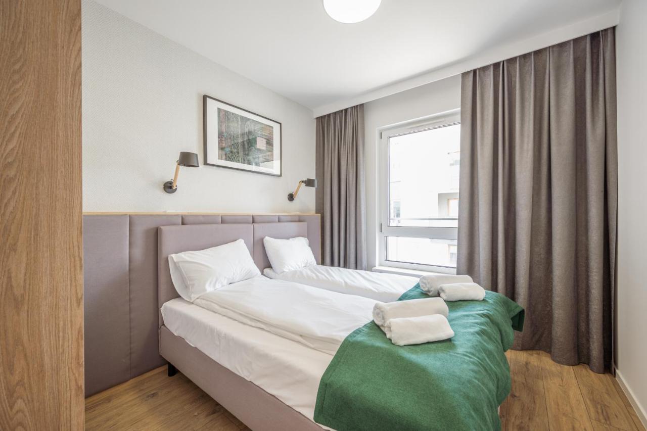 Marina Apartments Zoo Вроцлав Екстериор снимка